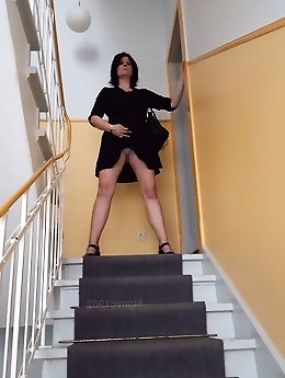 Hot gilfs look exposed