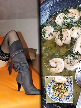 Long-legged experienced MILFs are trying to cheat