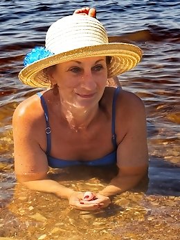 Erotic pictures of Bengali husband and wife indulging in romantic intimacy